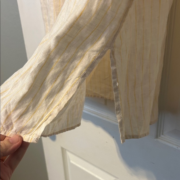 Cynthia Rowley Light Cream/yellow stripe linen dress. - Picture 8 of 8